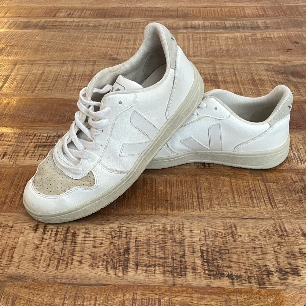 Veja V-10 Leather Sneakers